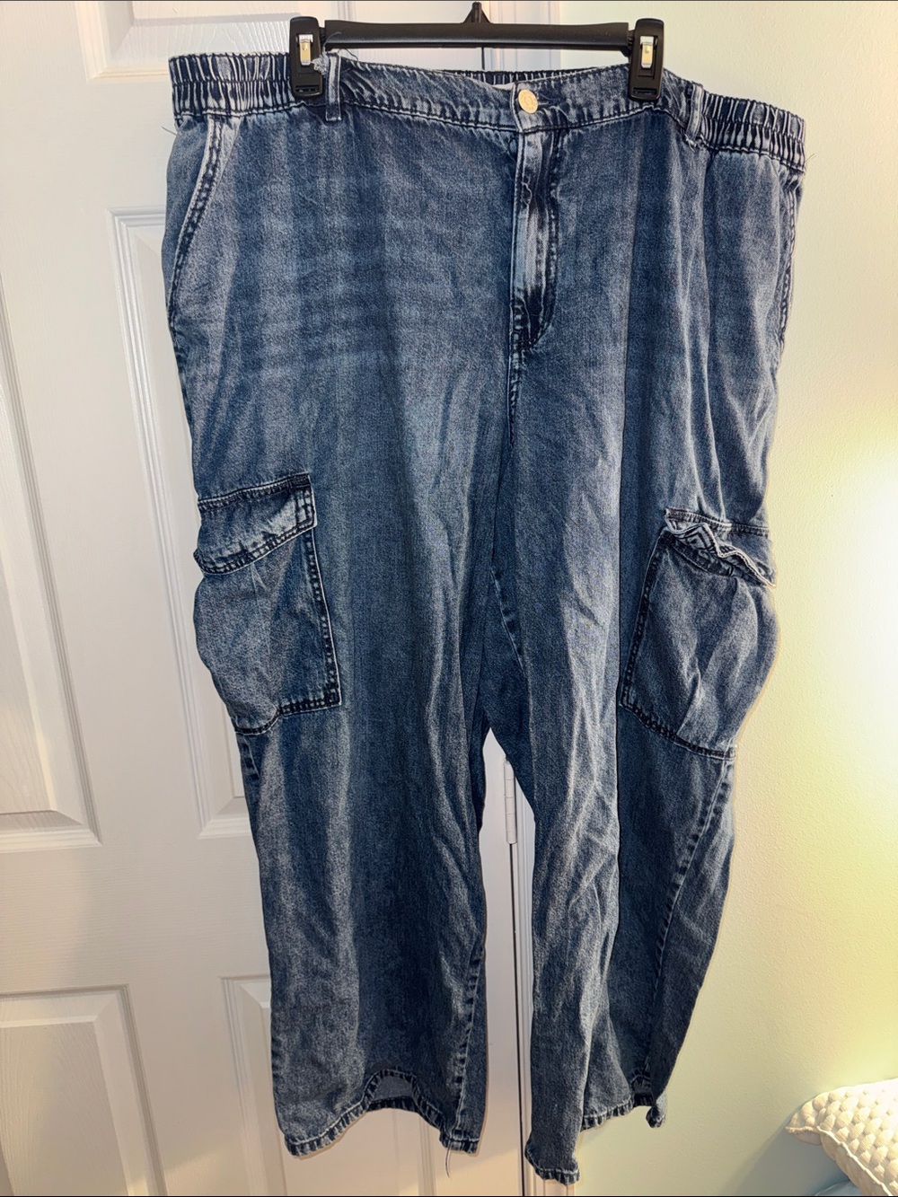 Ava & Viv Washed Denim Wide-Leg Cargo Jeans - Blue